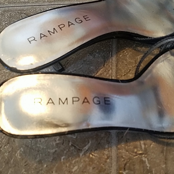 Heels - Picture 2 of 3